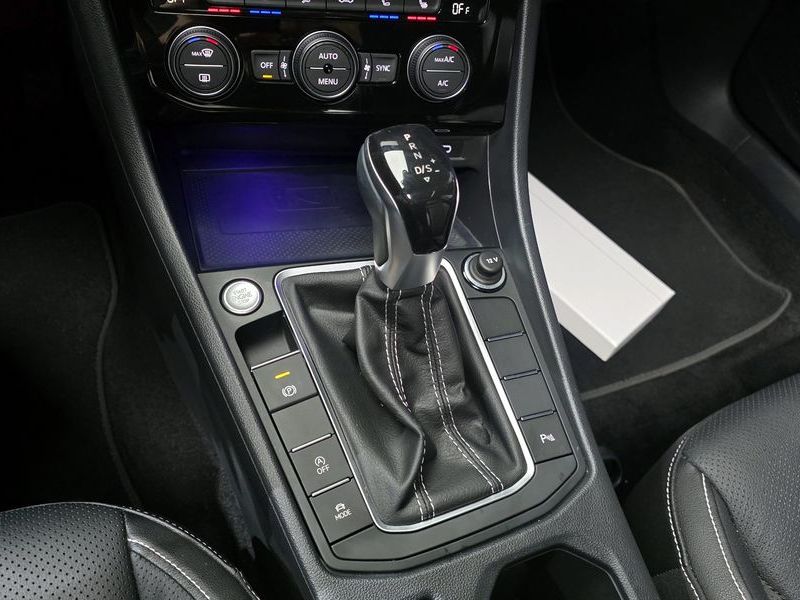 2023 Volkswagen Jetta 1.5 TSI Prestige photo 9