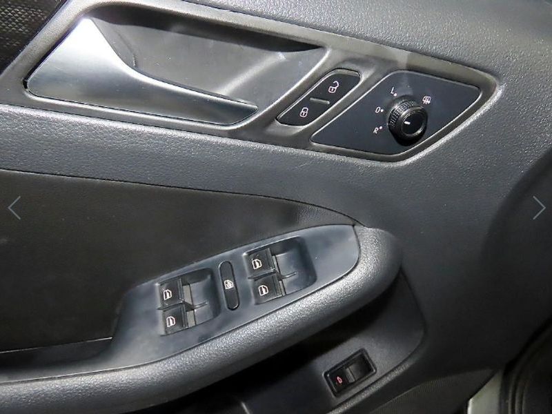 2013 Volkswagen Jetta 1.6 TDI Blue Motion 6th photo 13