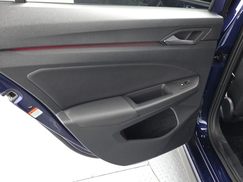 2024 Volkswagen Golf 2.0 GTI photo 25