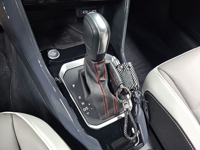 2021 Volkswagen 티록 2.0 TDI Prestige photo 9