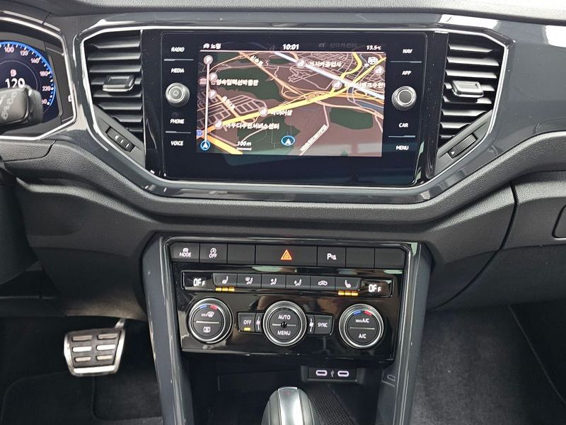 2021 Volkswagen 티록 2.0 TDI Prestige photo 14