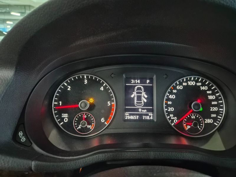 2015 Volkswagen Passat 2.0 TDI B7 photo 12