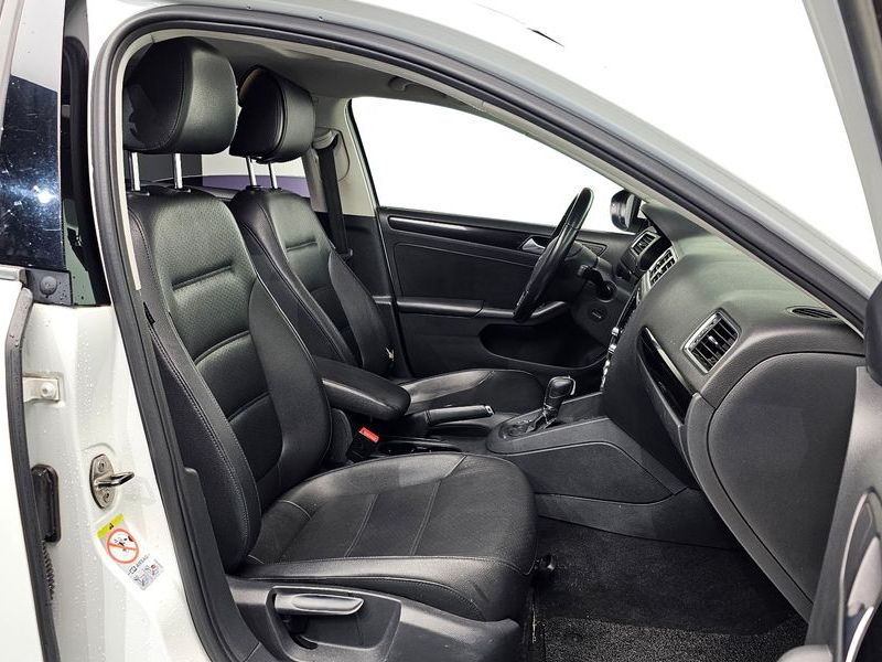 2014 Volkswagen Jetta 2.0 TDI 6th photo 10