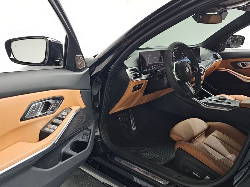 2023 BMW 3 Series 320i M Sport photo 10