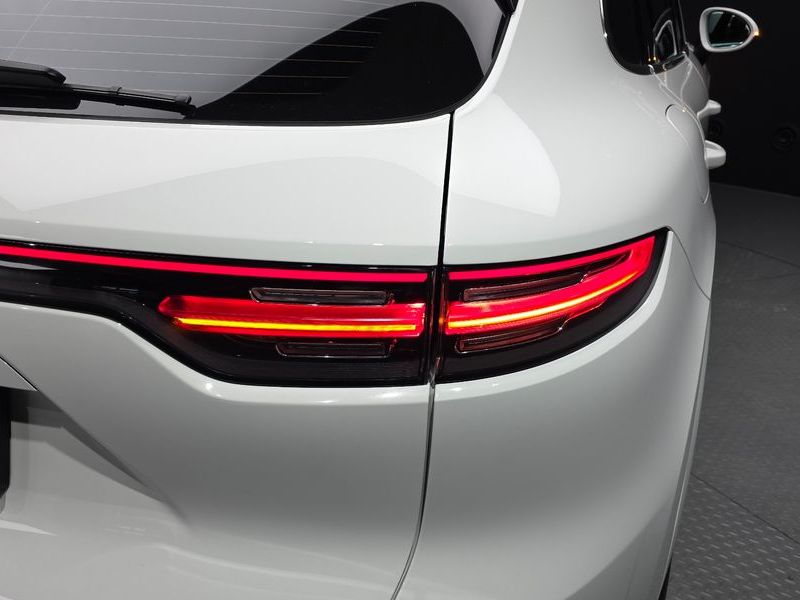 2021 Porsche Cayenne 3.0 photo 23