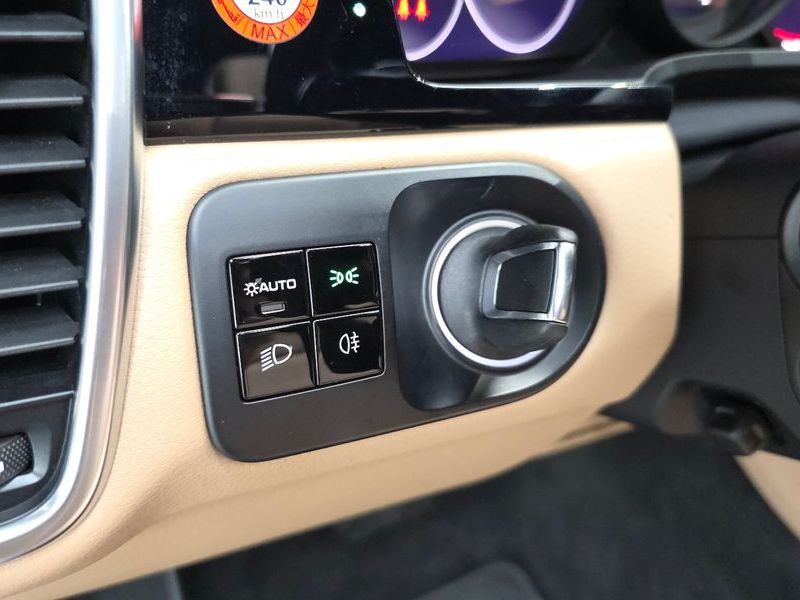 2021 Porsche Cayenne 3.0 photo 27