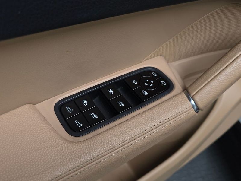 2021 Porsche Cayenne 3.0 photo 28