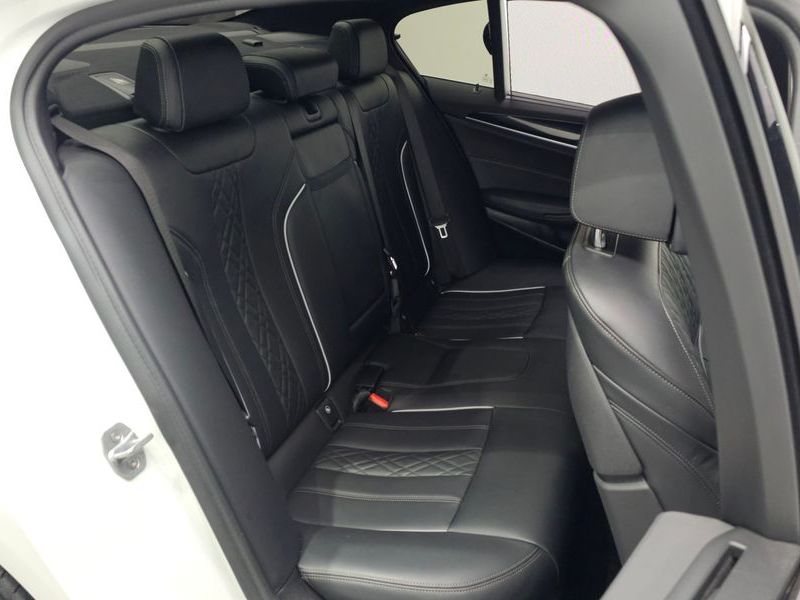 2019 BMW 5 Series 520d xDrive M Sport Package Plus photo 12
