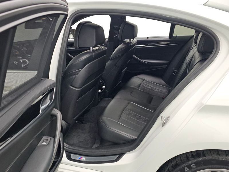 2019 BMW 5 Series 520d xDrive M Sport Package Plus photo 13