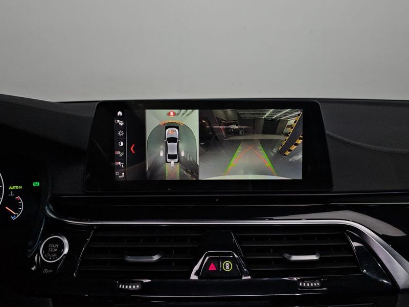 2019 BMW 5 Series 520d xDrive M Sport Package Plus photo 16