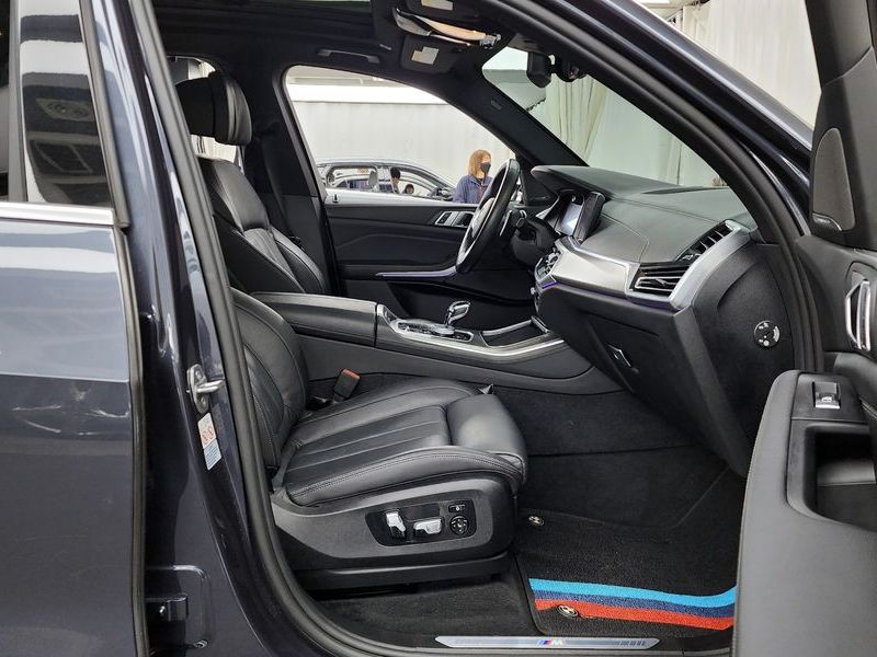 2020 BMW X5 xDrive 40i M Sport photo 11