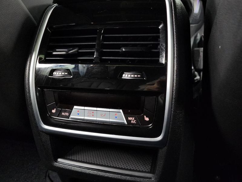 2020 BMW X5 xDrive 40i M Sport photo 19