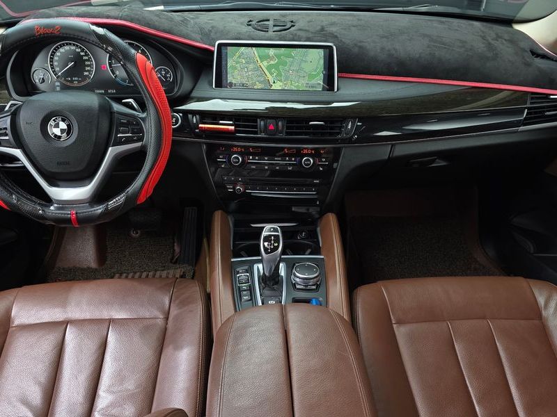 2015 BMW X6 xDrive 30d photo 7