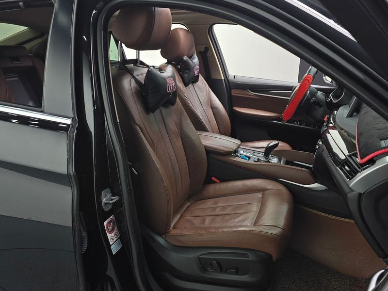2015 BMW X6 xDrive 30d photo 12