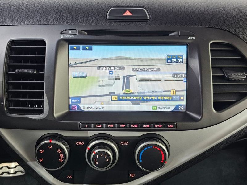 2015 Kia Morning Luxury photo 14