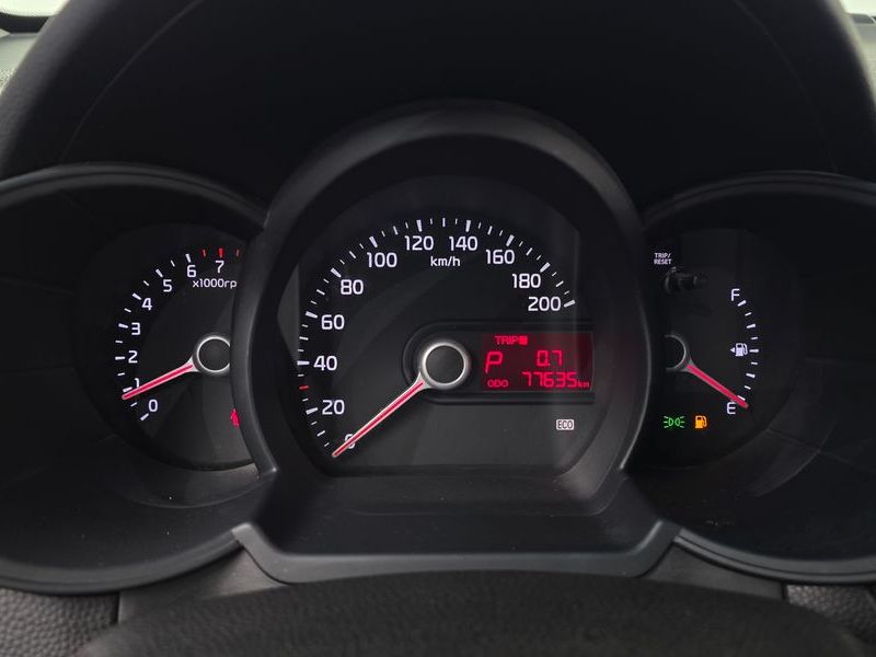 2013 Kia Morning Luxury photo 8