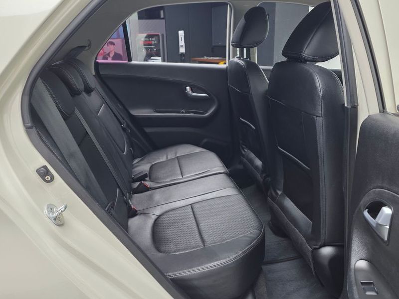 2013 Kia Morning Luxury photo 12