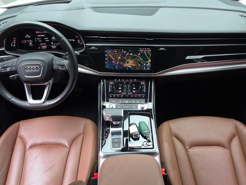 2022 Audi Q7 45 TDI Quattro photo 7