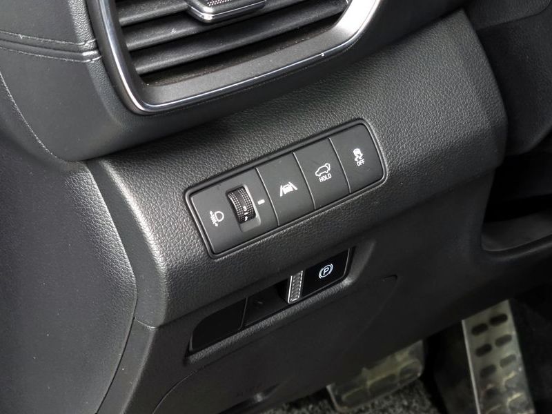 2021 Hyundai Santa Fe Diesel 2.2 4WD Prestige photo 15