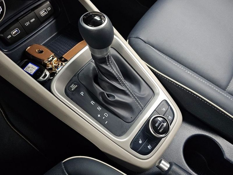 2022 Hyundai 베뉴 1.6 Flux photo 9