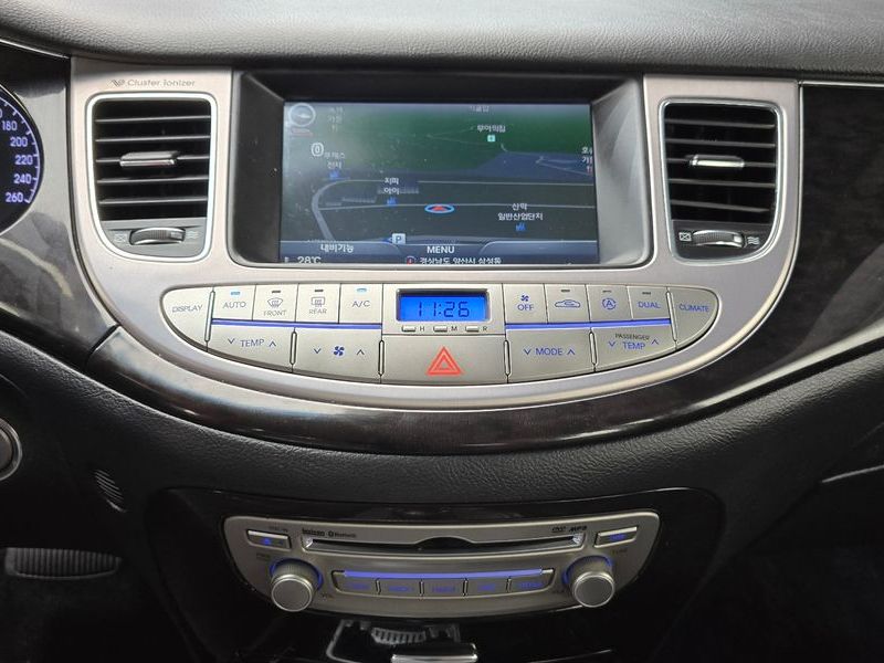 2013 Hyundai 제네시스 BH330 Premium Standard photo 18