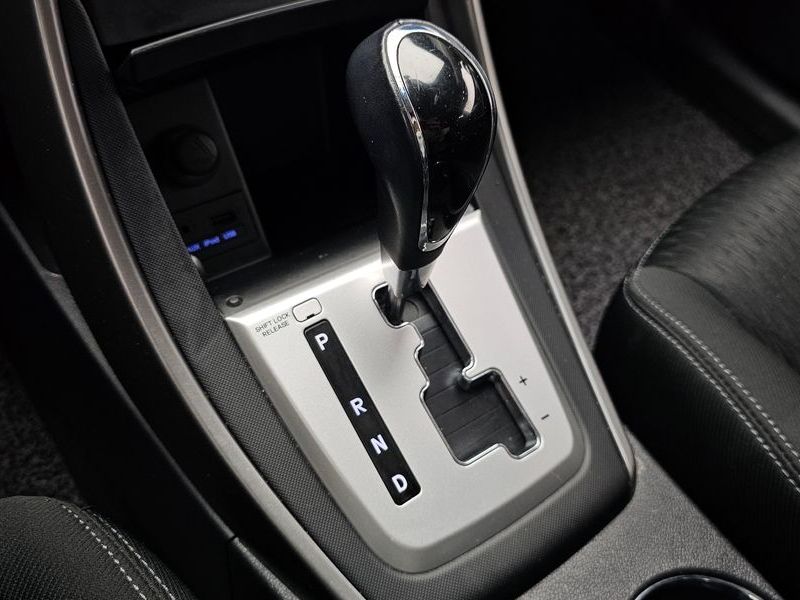 2012 Hyundai Avante M16 GDI Luxury photo 9