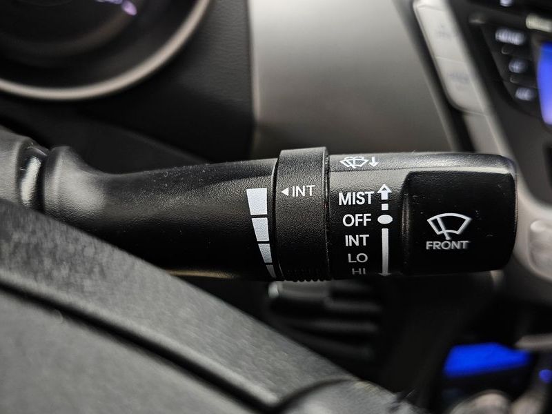 2012 Hyundai Avante M16 GDI Luxury photo 17