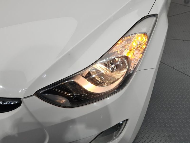 2012 Hyundai Avante M16 GDI Luxury photo 22