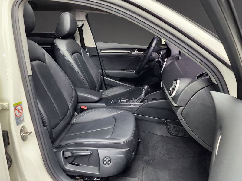 2015 Audi A3 25 TDI Dynamic Sportback 8V photo 11