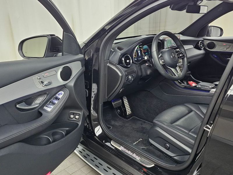 2020 Mercedes-Benz C-Class GLC300e 4MATIC Coupe photo 10