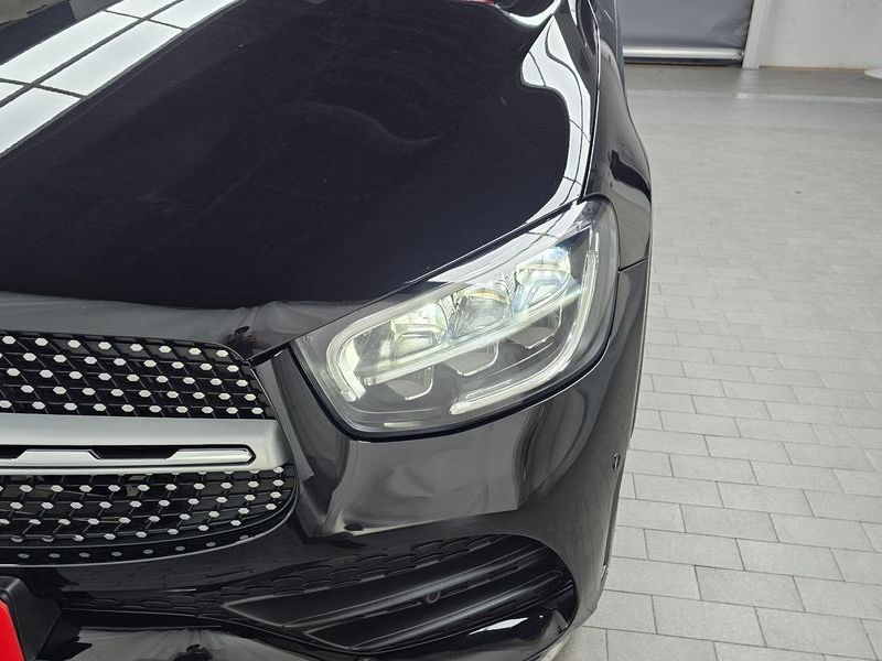 2020 Mercedes-Benz C-Class GLC300e 4MATIC Coupe photo 22