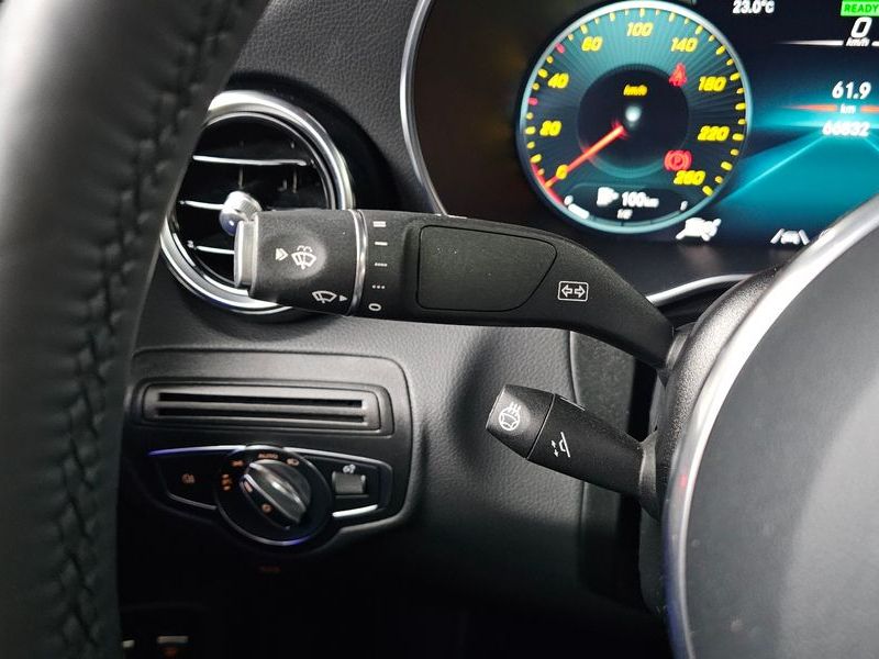 2020 Mercedes-Benz C-Class GLC300e 4MATIC Coupe photo 27