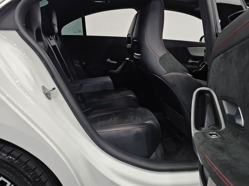 2022 Mercedes-Benz A-Class CLA250 4MATIC photo 12