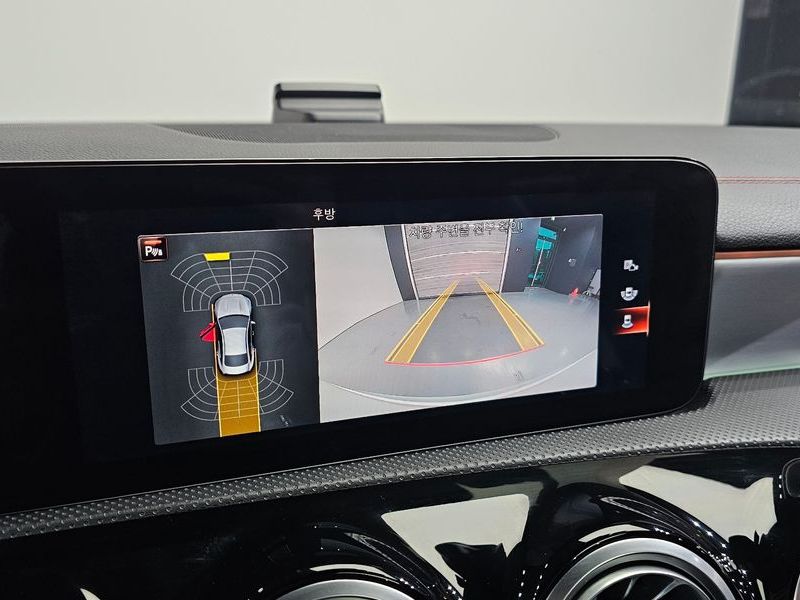 2022 Mercedes-Benz A-Class CLA250 4MATIC photo 17