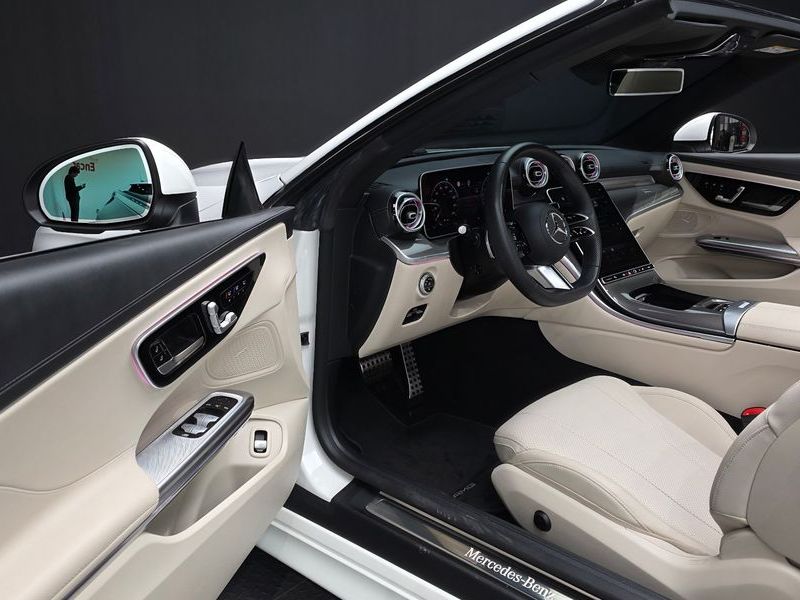 2024 Mercedes-Benz E-Class CLE200 Cabriolet photo 10