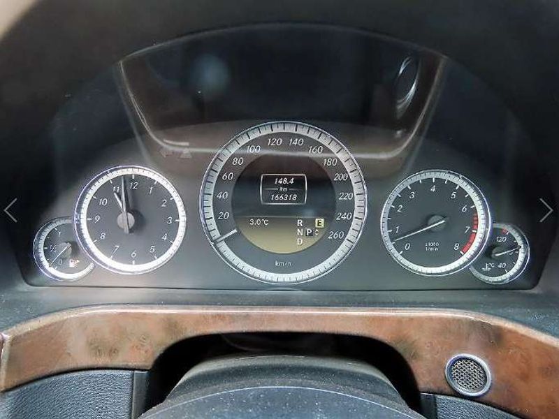 2012 Mercedes-Benz E-Class E300 Elegance photo 9