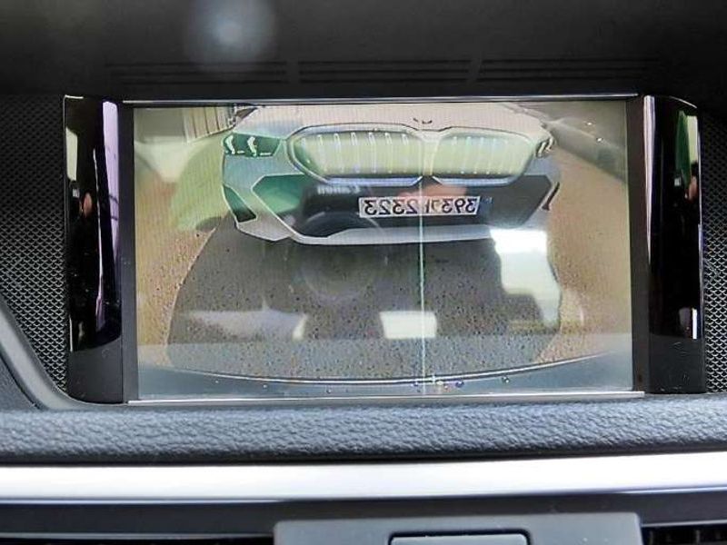 2012 Mercedes-Benz E-Class E300 Elegance photo 15