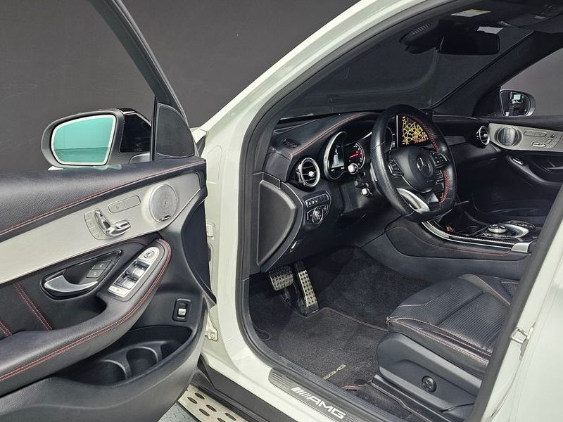 2019 Mercedes-Benz C-Class AMG GLC43 4MATIC photo 10