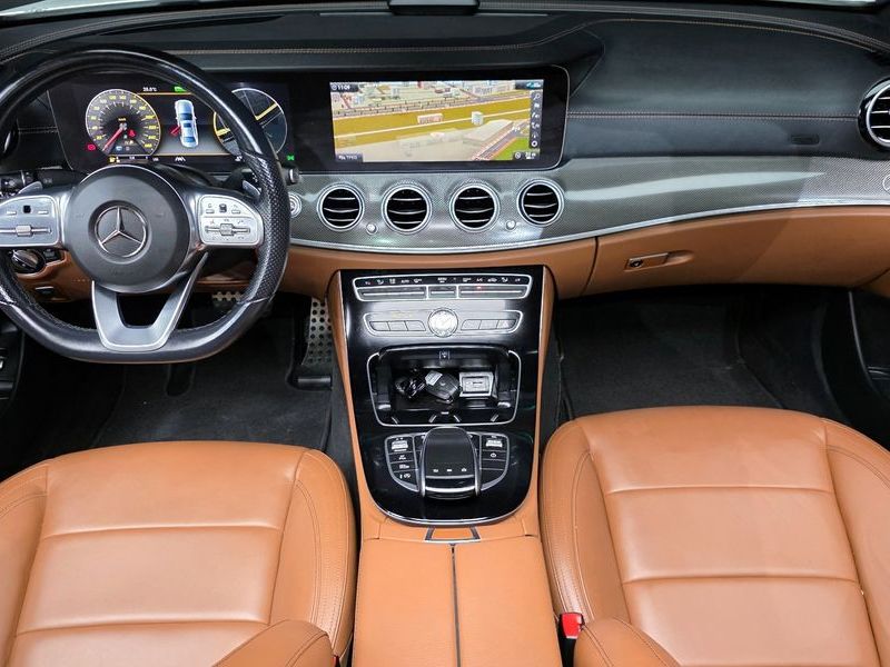 2020 Mercedes-Benz E-Class E350 4MATIC AMG Line photo 7