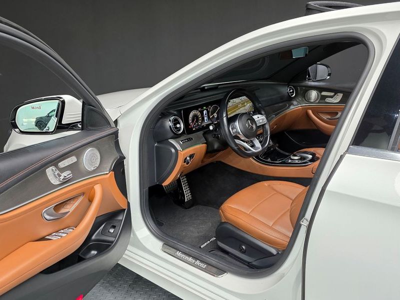 2020 Mercedes-Benz E-Class E350 4MATIC AMG Line photo 10