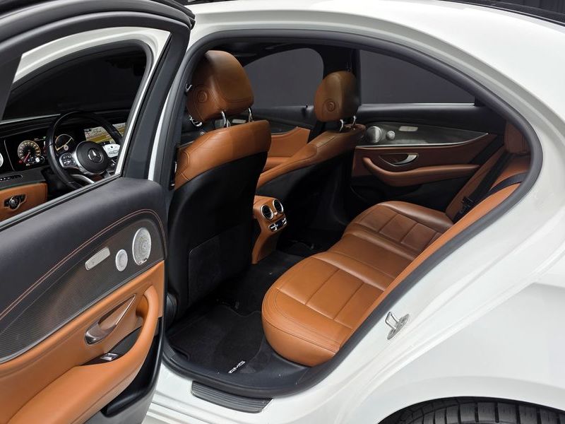 2020 Mercedes-Benz E-Class E350 4MATIC AMG Line photo 11