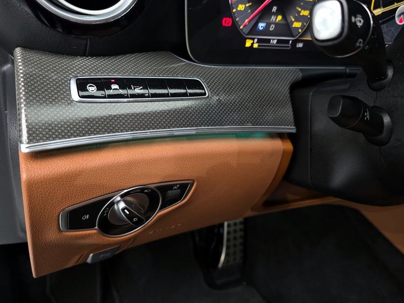 2020 Mercedes-Benz E-Class E350 4MATIC AMG Line photo 14
