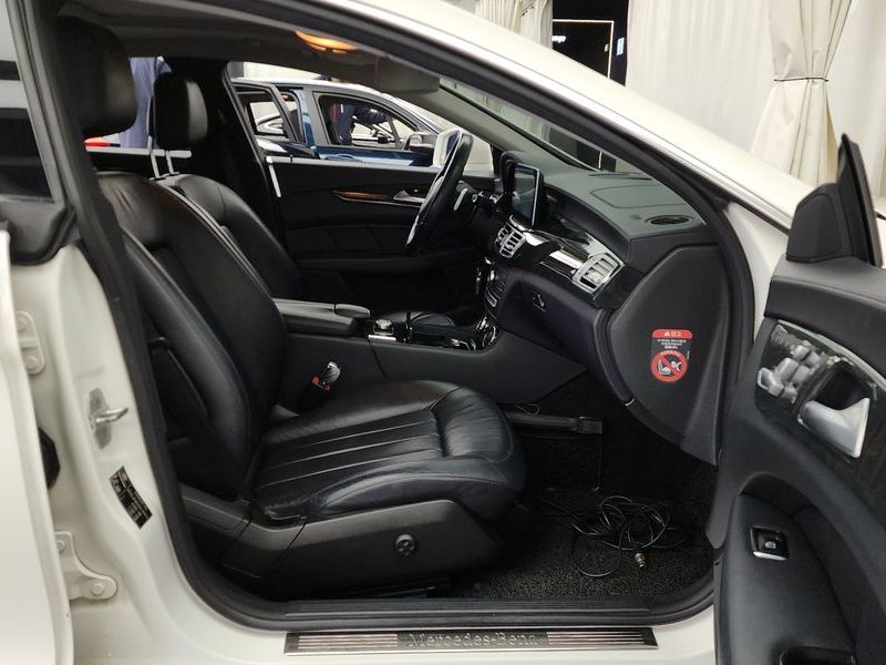 2015 Mercedes-Benz S-Class CLS250 Bluetec 4MATIC photo 11
