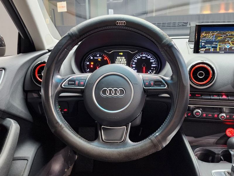 2016 Audi A3 35 TDI Dynamic Sportback 8V photo 13