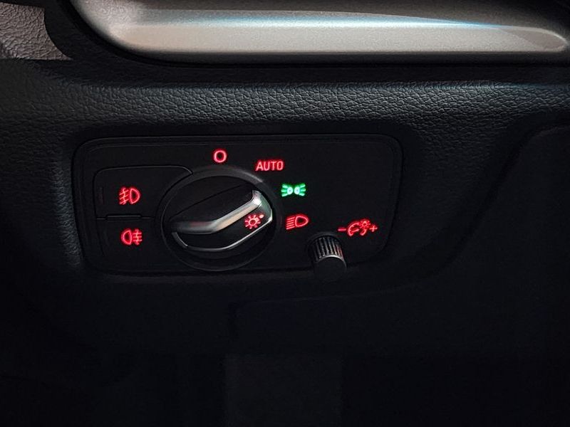 2016 Audi A3 35 TDI Dynamic Sportback 8V photo 18