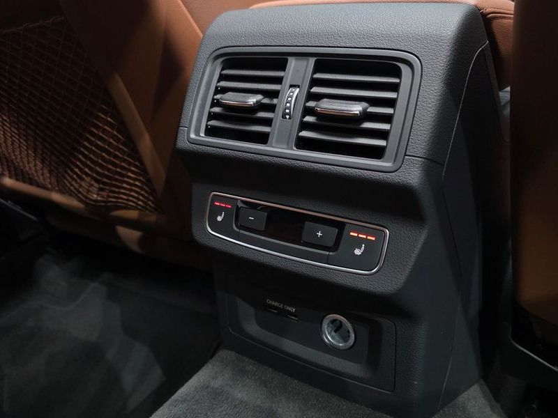 2022 Audi Q5 45 TFSI Quattro Premium photo 19