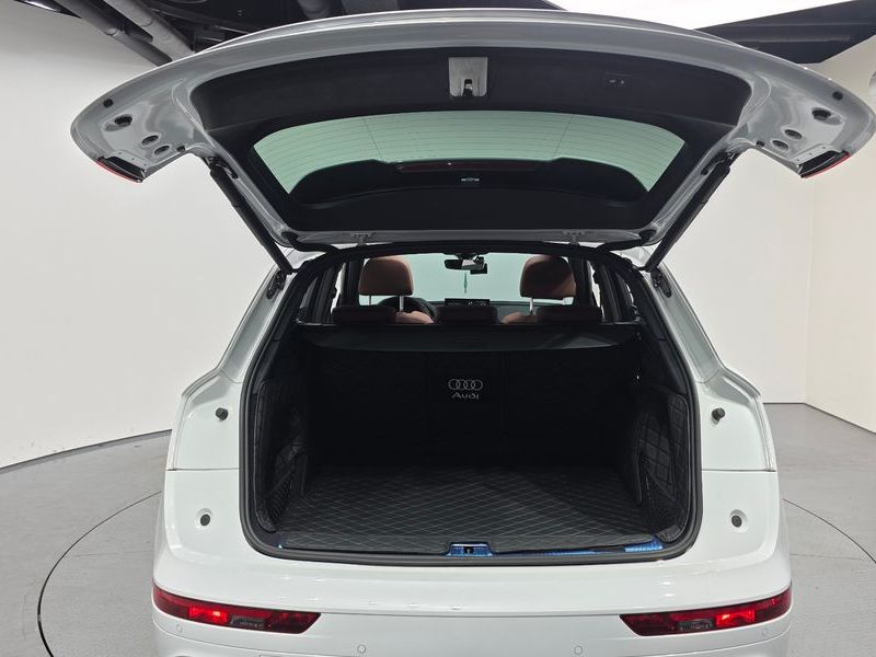 2022 Audi Q5 45 TFSI Quattro Premium photo 20