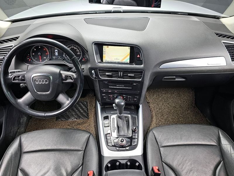 2012 Audi Q5 2.0 TDI Quattro 8R photo 7