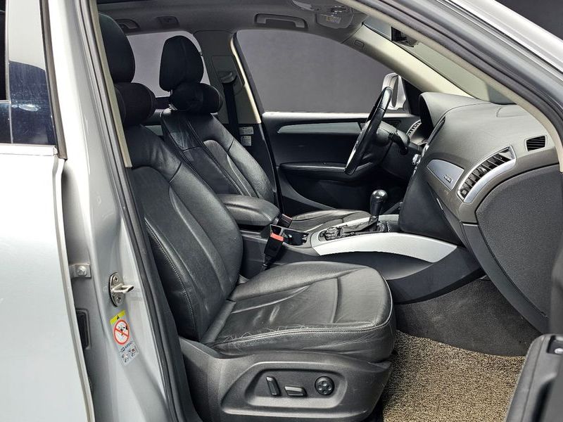 2012 Audi Q5 2.0 TDI Quattro 8R photo 10