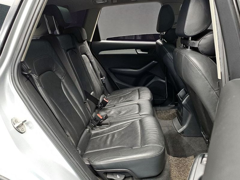 2012 Audi Q5 2.0 TDI Quattro 8R photo 12
